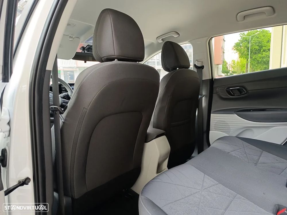 Hyundai Bayon 1.0 T-GDI 48V-Hybrid DCT Prime - 17