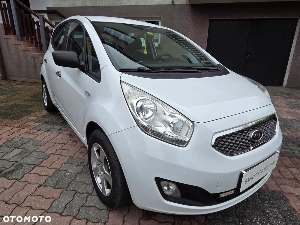 Kia Venga - 8