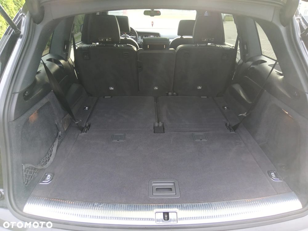 Audi Q7 - 8