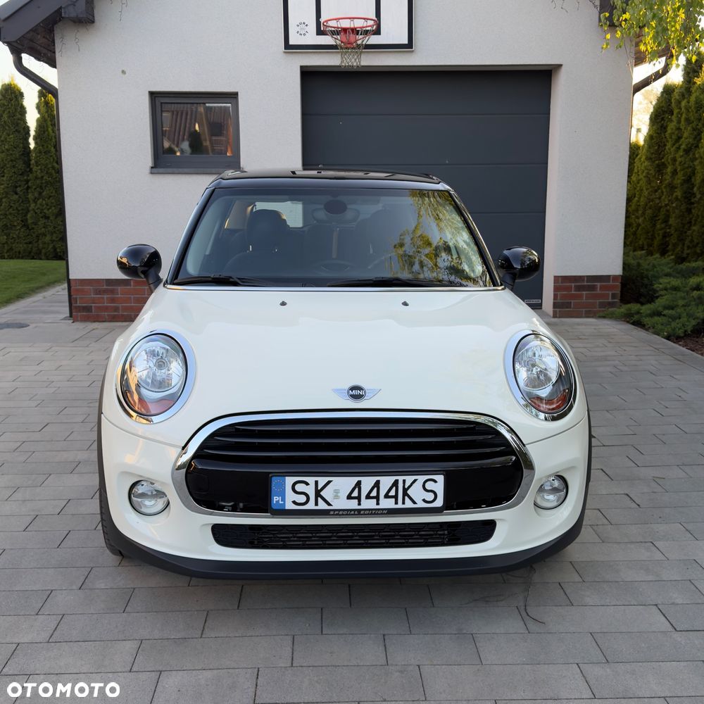 MINI Cooper Standard - 4