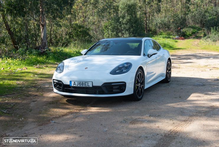 Porsche Panamera 4S E-Hybrid - 3
