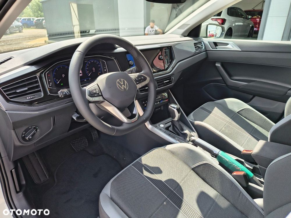 Volkswagen Polo - 14