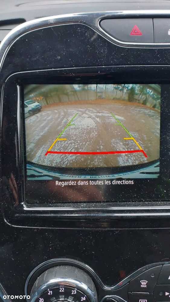 Renault Captur dCi 90 EDC Helly Hansen - 14