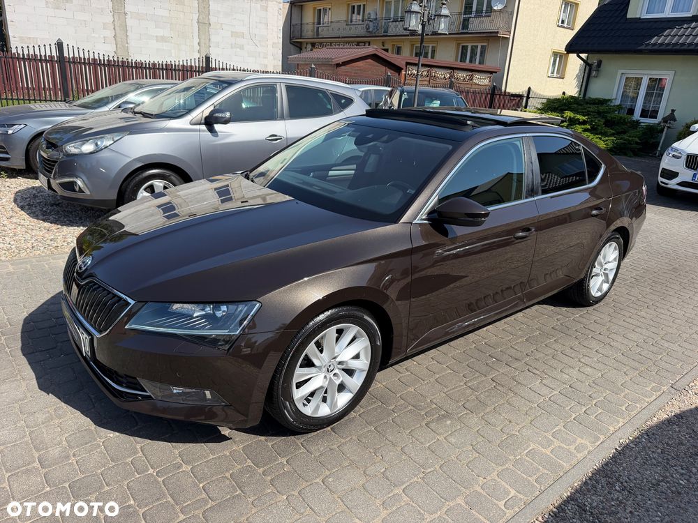 Skoda Superb 2.0 TDI Style - 27
