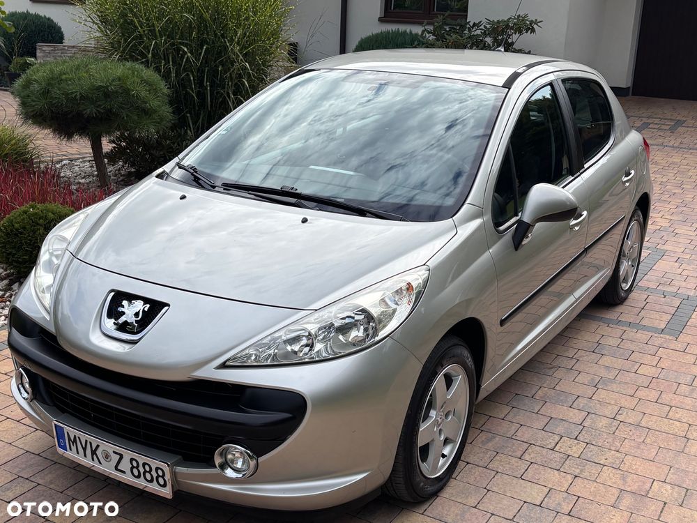 Peugeot 207 75 Urban Move - 19