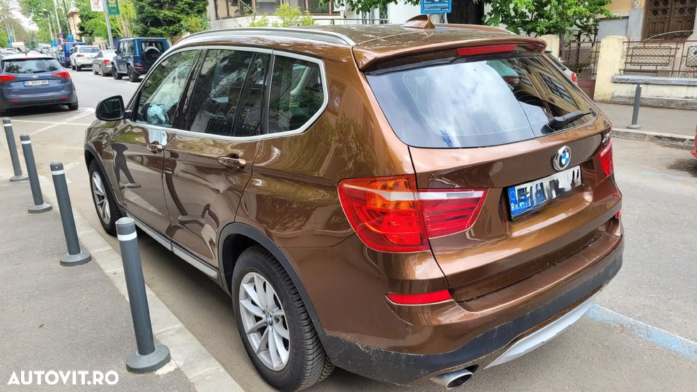 BMW X3 xDrive20d AT xLine - 9