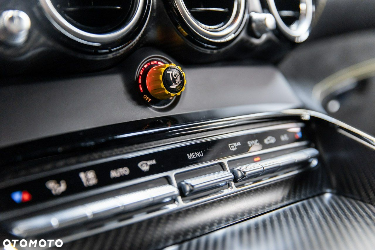 Mercedes-Benz AMG GT - 30