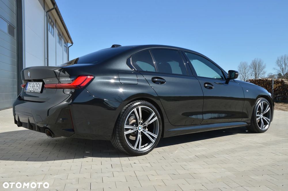 BMW Seria 3 320i M Sport - 15