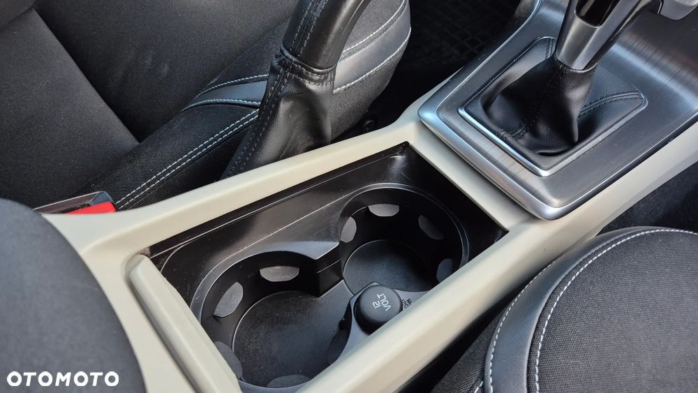 Volvo V40 T3 Drive-E Momentum - 29