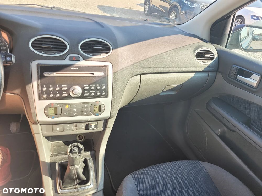 Ford Focus - 9