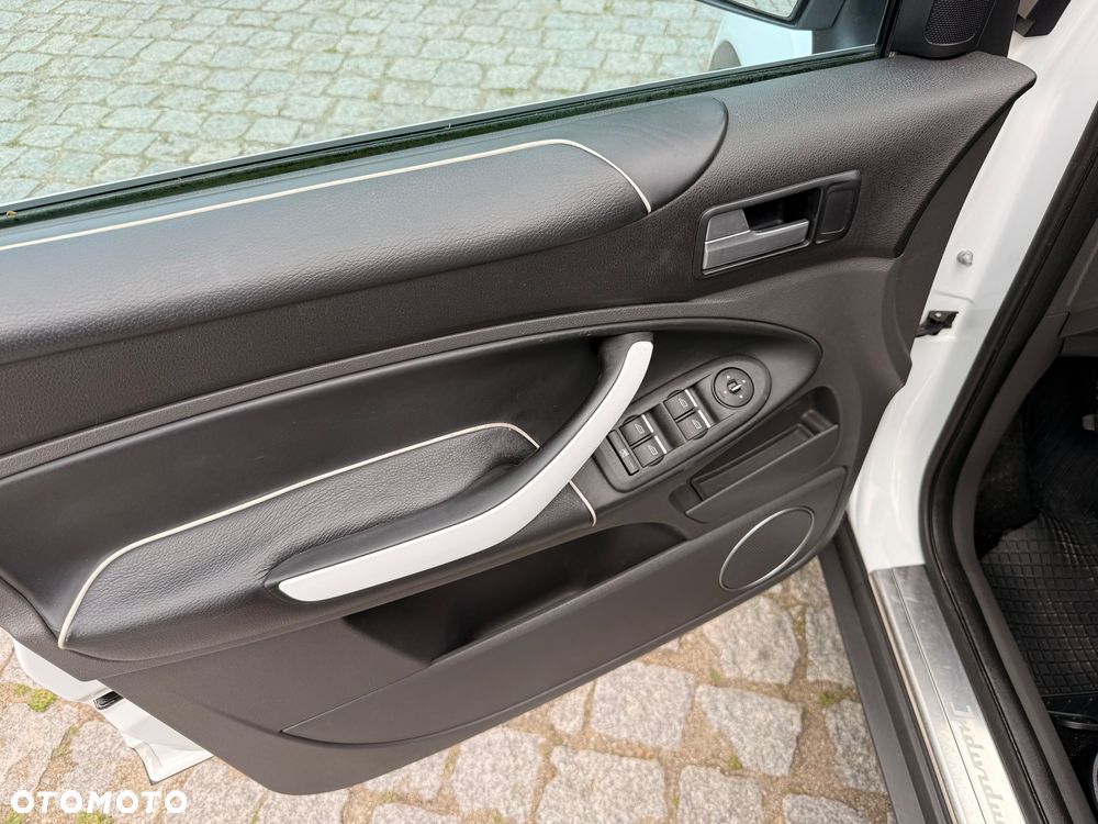 Ford Kuga 2.0 TDCi Titanium - 20