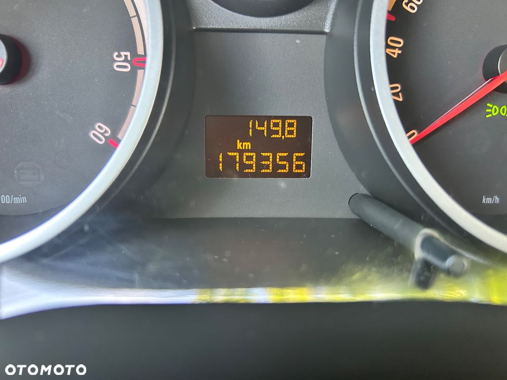 Opel Corsa 1.3 CDTI - 8