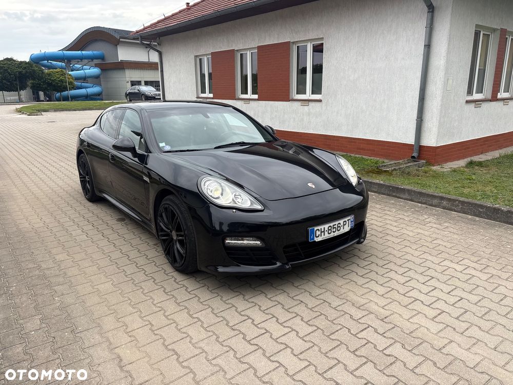Porsche Panamera 4S PDK - 3
