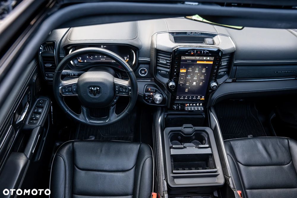 RAM 1500 5.7 eTorque Crew Cab Shortbed Limited Black - 27