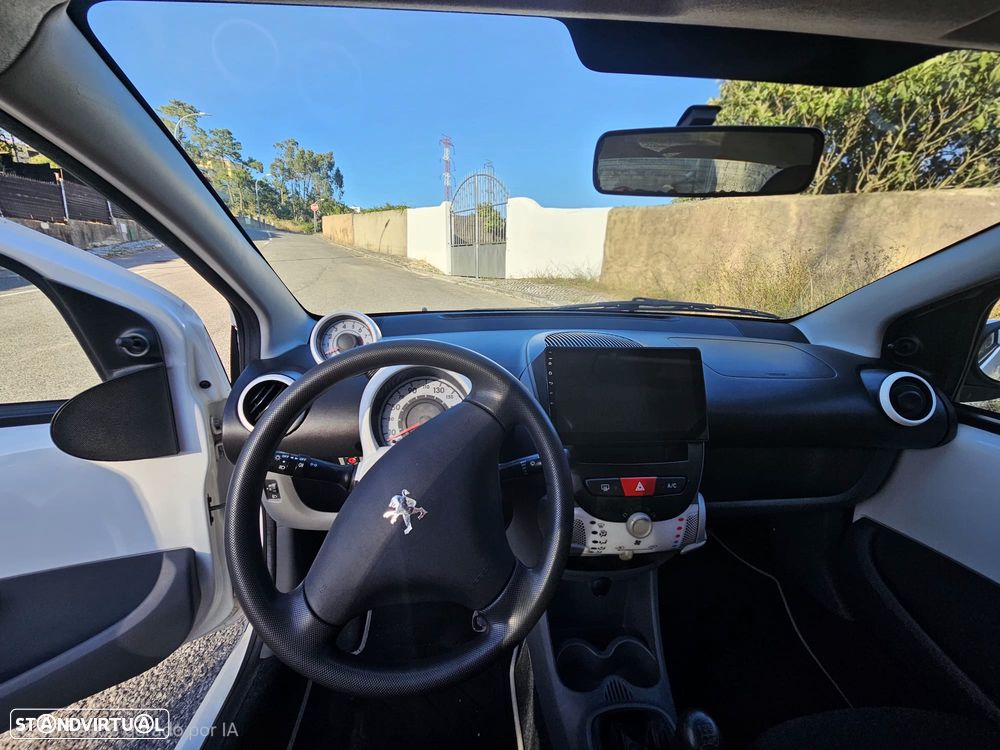 Peugeot 107 1.0 Urban - 8