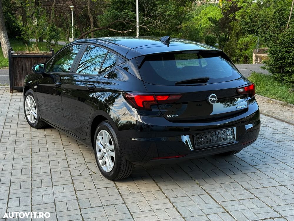 Opel Astra 1.6 CDTI ECOTEC Start/Stop Drive - 2