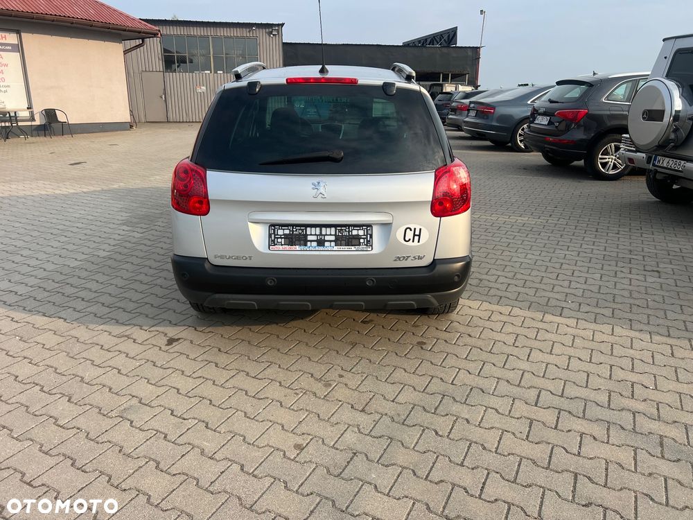 Peugeot 207 120 VTi Outdoor - 5
