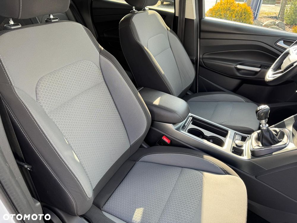 Ford Kuga 1.5 EcoBoost 2x4 Business Edition - 31