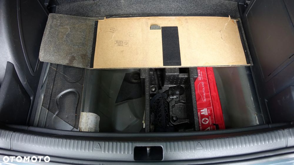 Skoda RAPID - 32