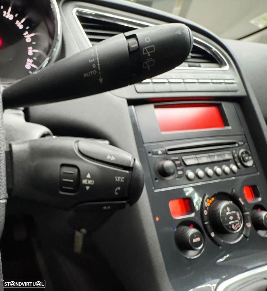 Peugeot 5008 1.6 HDi Tech-Motion - 31