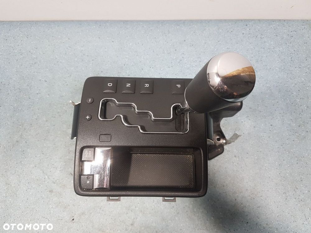 JEEP COMMANDER 3.0 CRD LEWAREK ZMIANY BIEGÓW P52124682AE - 1