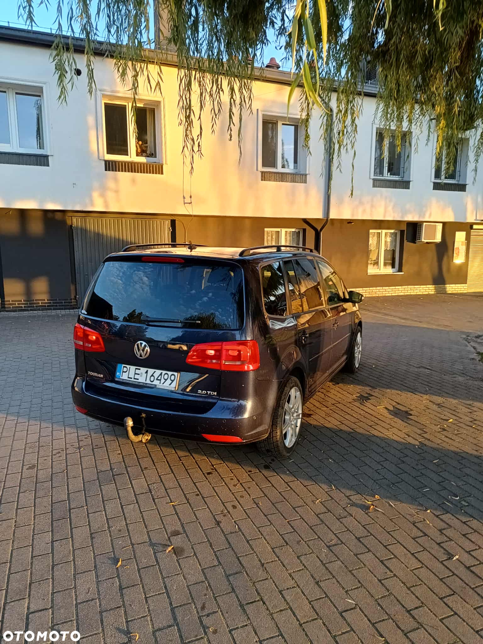 Volkswagen Touran 2.0 TDI DPF Trendline - 4