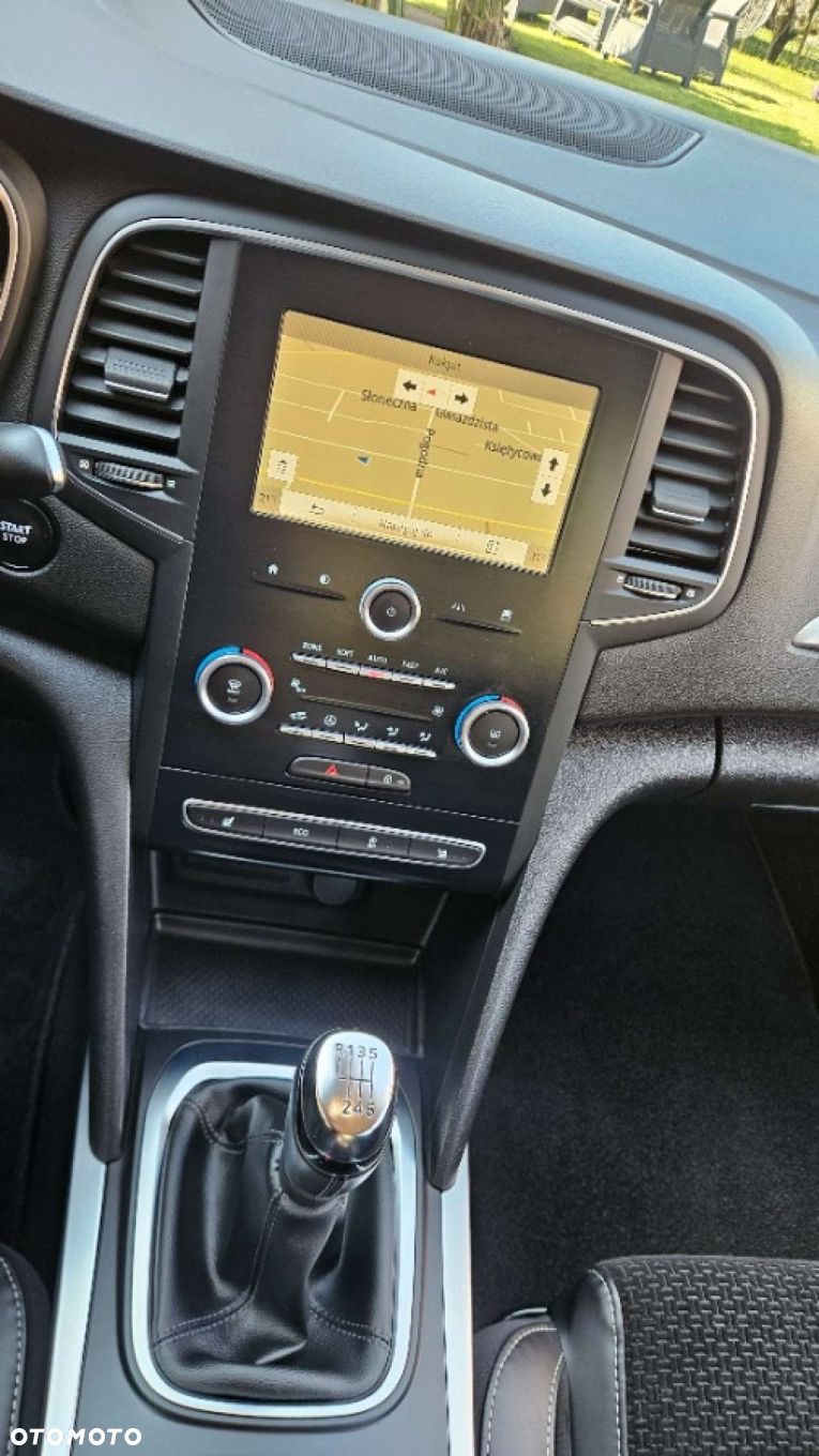 Renault Megane Grandtour ENERGY TCe 130 BOSE EDITION - 20