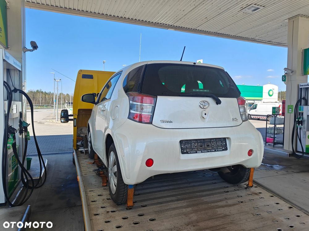 Toyota iQ 1.33 - 4