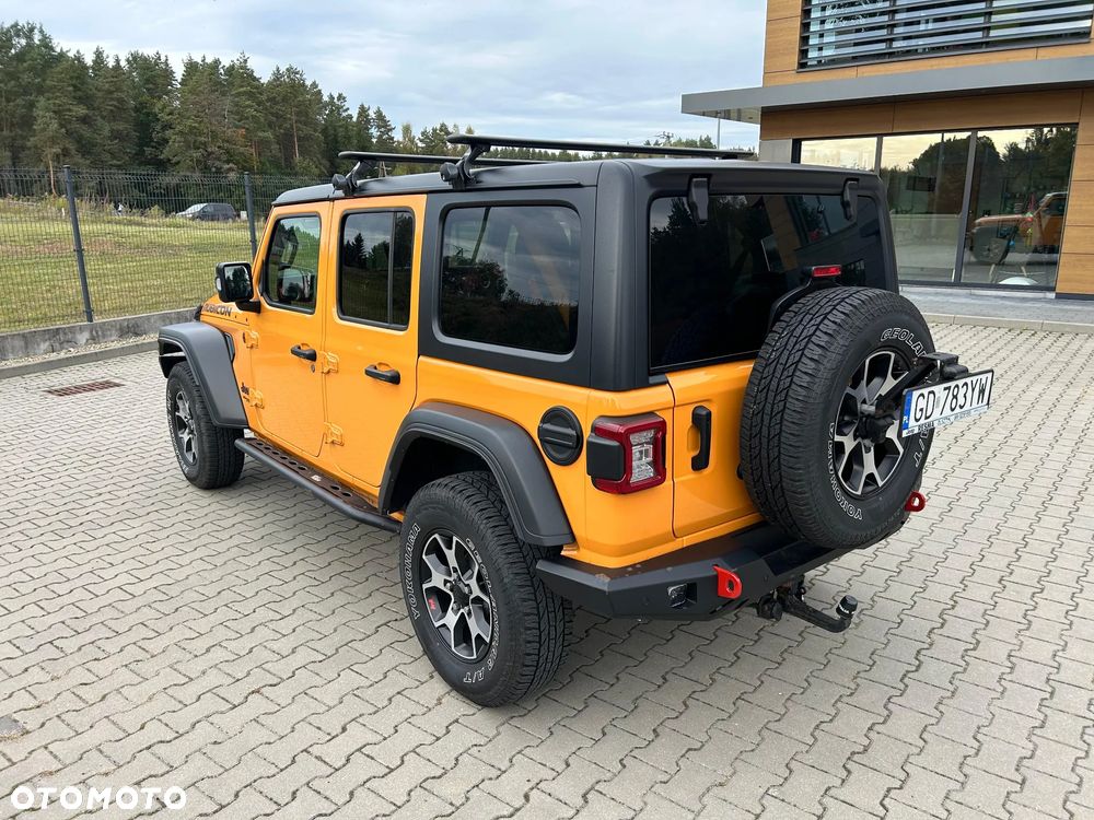 Jeep Wrangler - 5