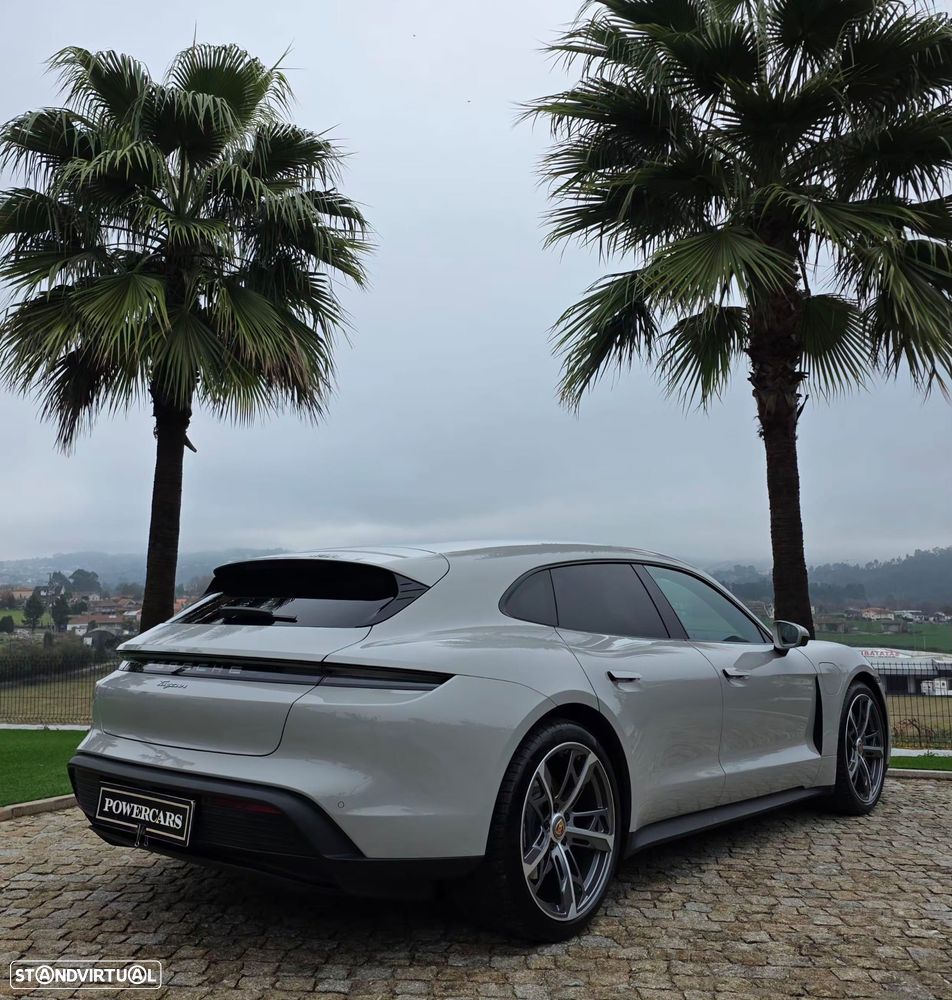 Porsche Taycan Sport Turismo Standard - 11