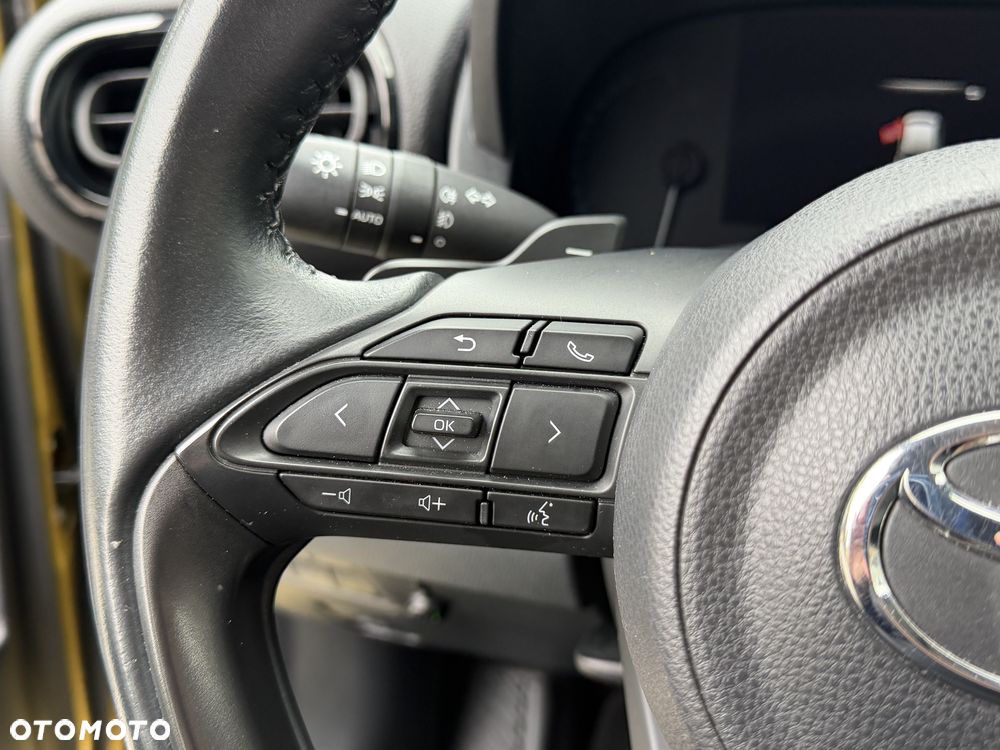 Toyota Yaris Cross 1.5 Comfort CVT - 27