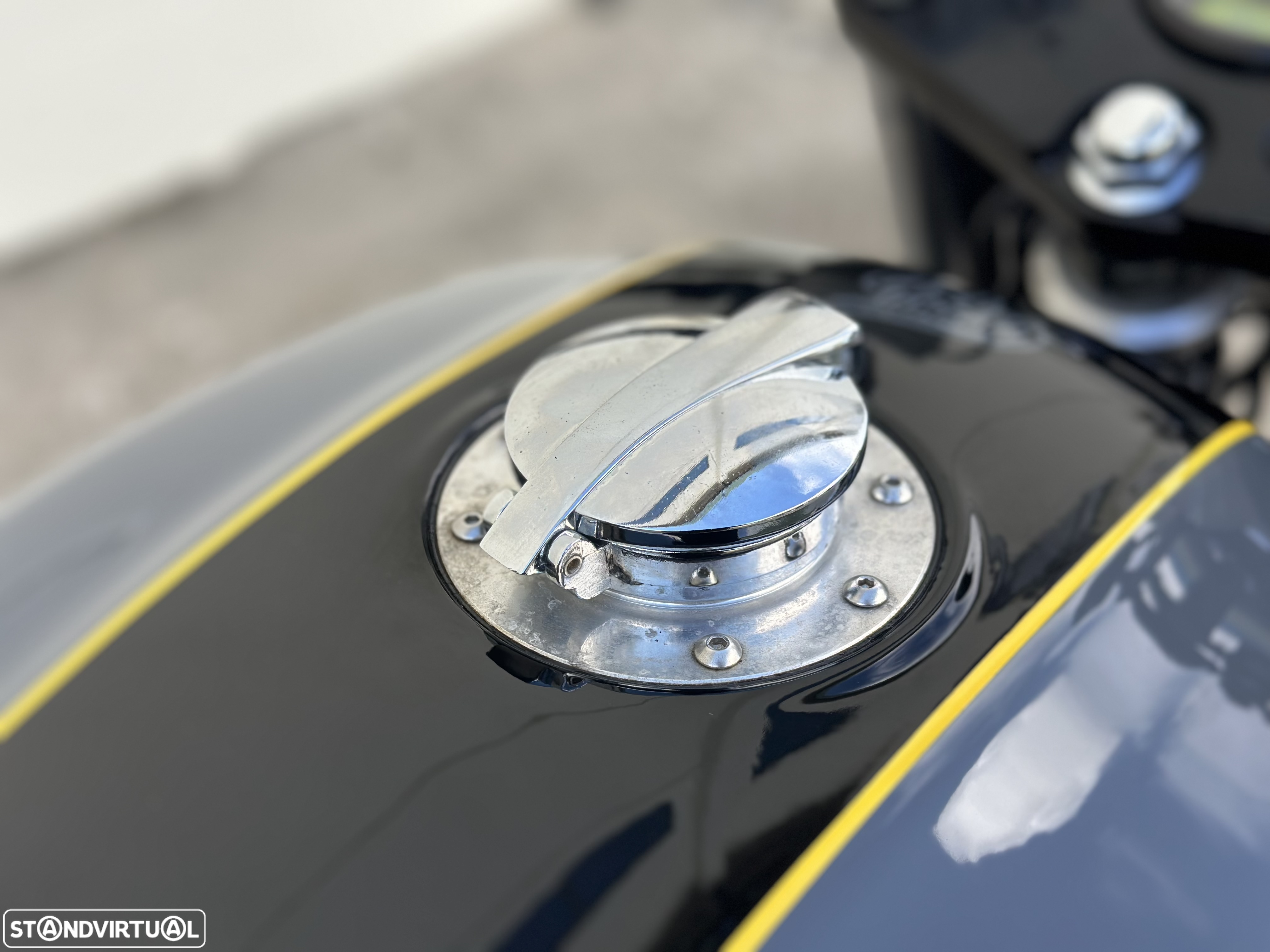 Yamaha XJR 1200 - 3