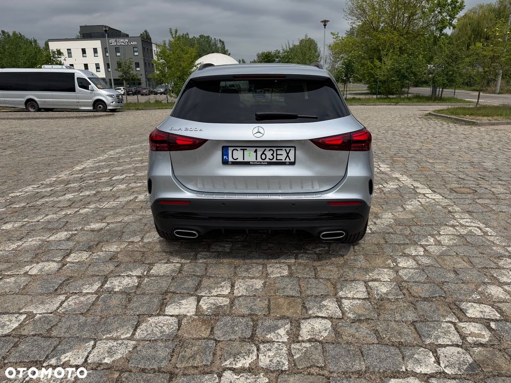 Mercedes-Benz GLA 200 d AMG Line - 7