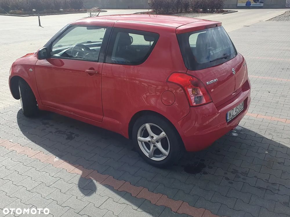 Suzuki Swift 1.3 Club - 5