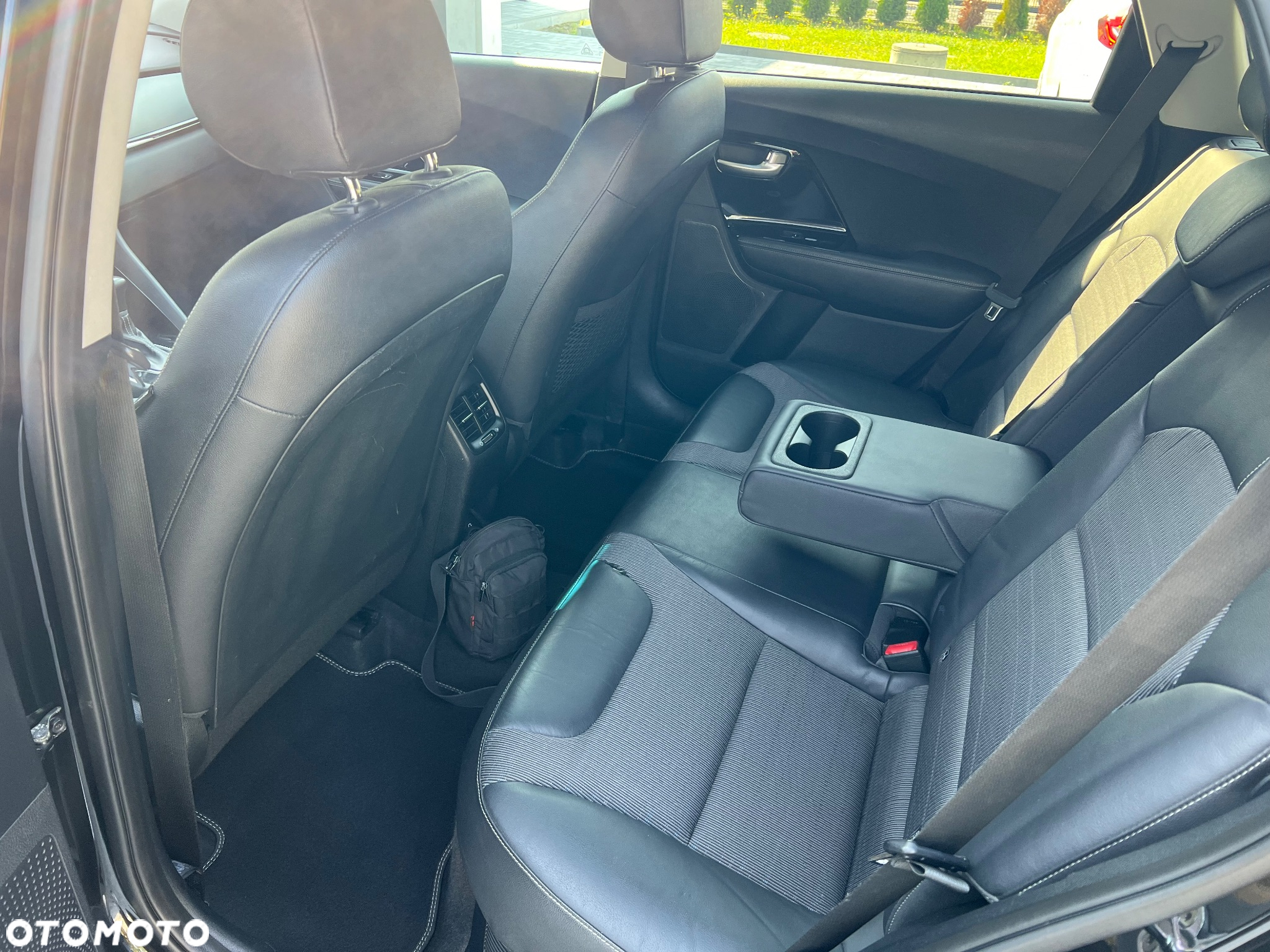 Kia Niro 1.6 GDI Hybrid L Business Line - 9