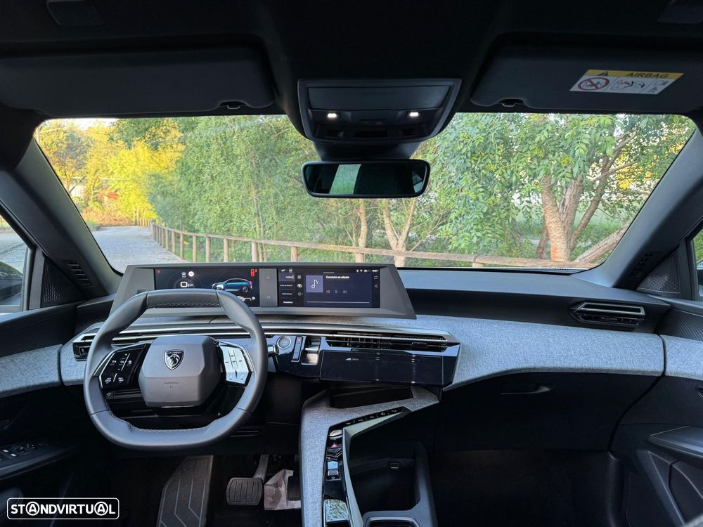 Peugeot 3008 1.2 Hybrid Allure e-DCS6 - 14