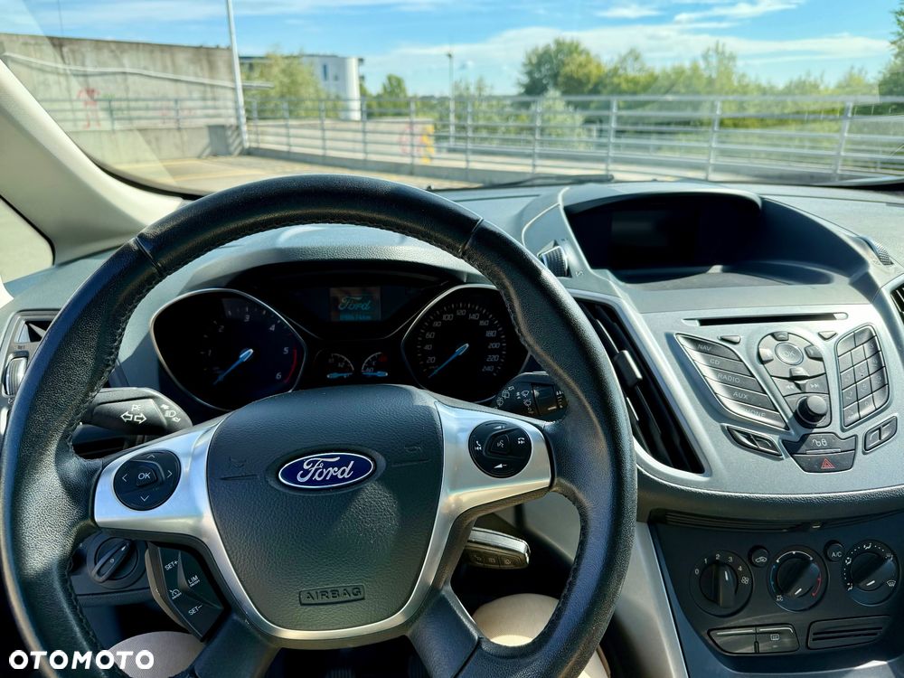 Ford C-MAX 10-15 - 14