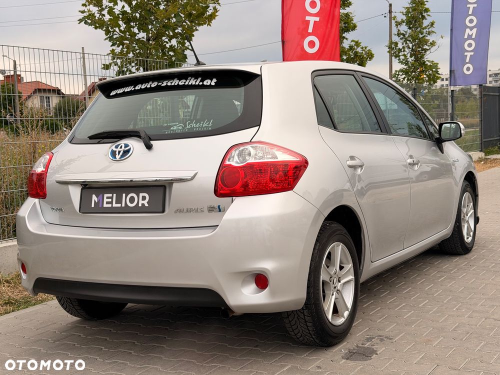 Toyota Auris - 14