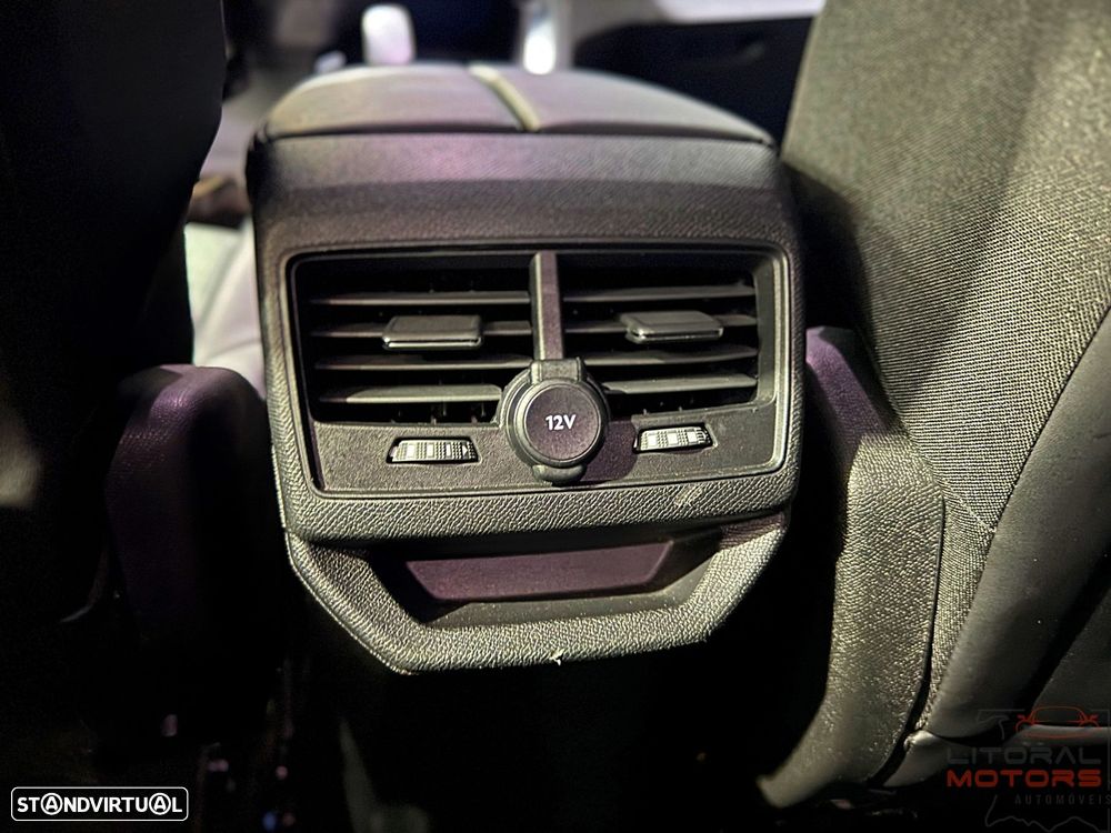 Peugeot 3008 1.6 Hybrid Allure e-EAT8 - 37