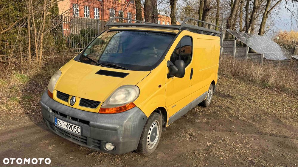 Renault Trafic - 1
