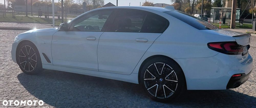 BMW Seria 5 520d M Sport Edition - 4