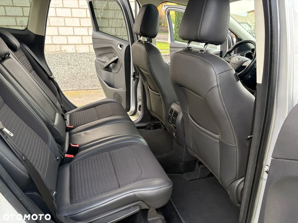 Ford Kuga 2.0 TDCi FWD Titanium - 18