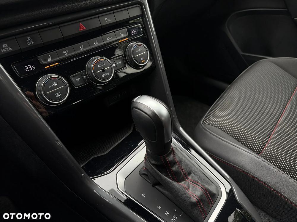 Volkswagen T-Roc 1.5 TSI GPF ACT Premium DSG - 15