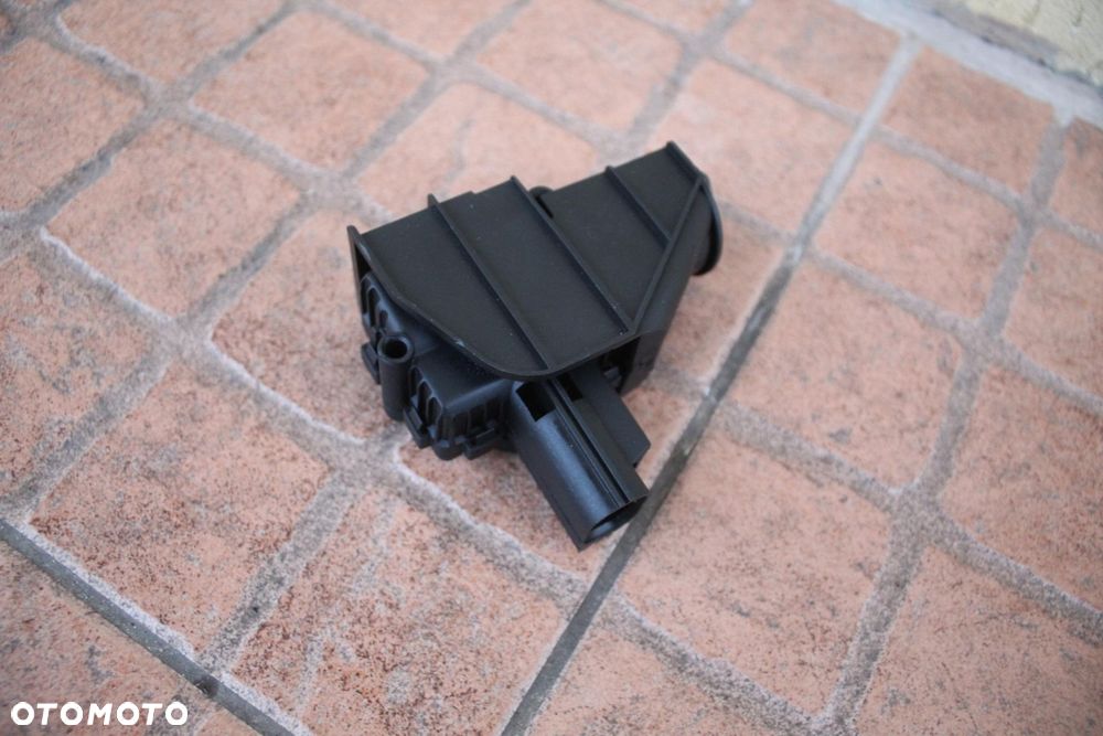 SIŁOWNIK KLAPKI WLEWU PALIWA FORD MONDEO MK4 6M21-220A20-AD - 3