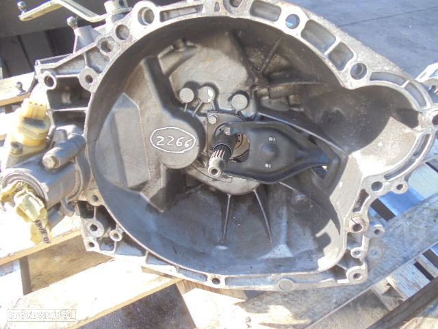 Caixa Velocidades 20DL22 PEUGEOT 206 1999 1.9D 69CV 3P VERMELHO DIESEL 5 VELOCIDADES - 3