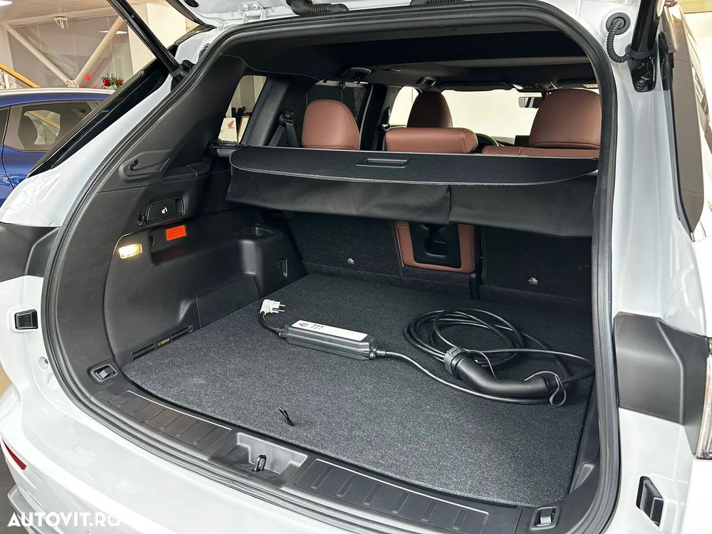 Mitsubishi Outlander 2.4 L 4X4 PHEV Instyle Ultimate - 6