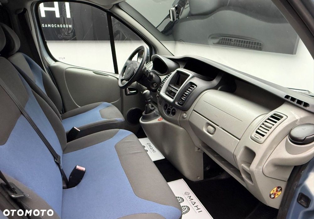 Renault Trafic - 19