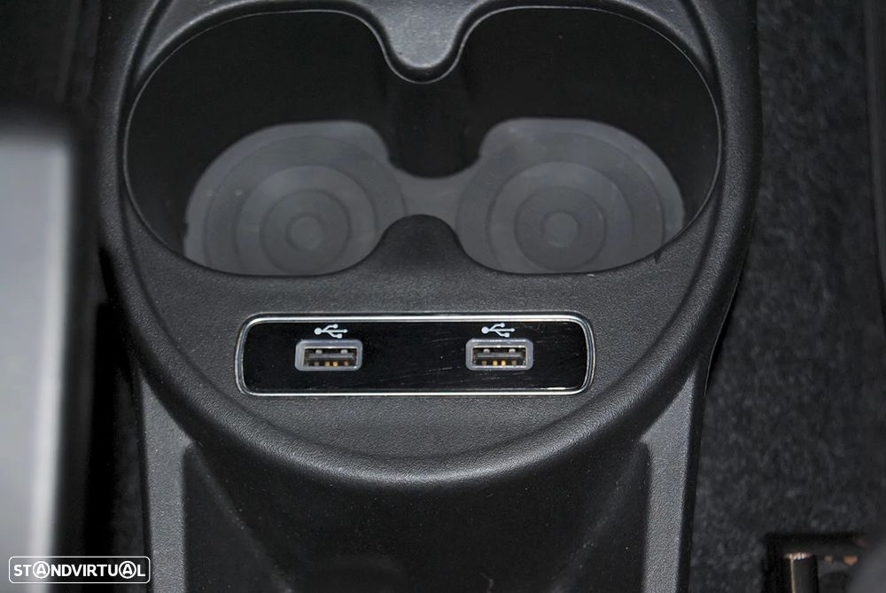 Fiat 500C 1.0 Hybrid Launch Edition - 28