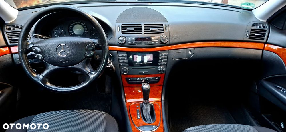 Mercedes-Benz Klasa E 200 CDI Automatik Classic - 6