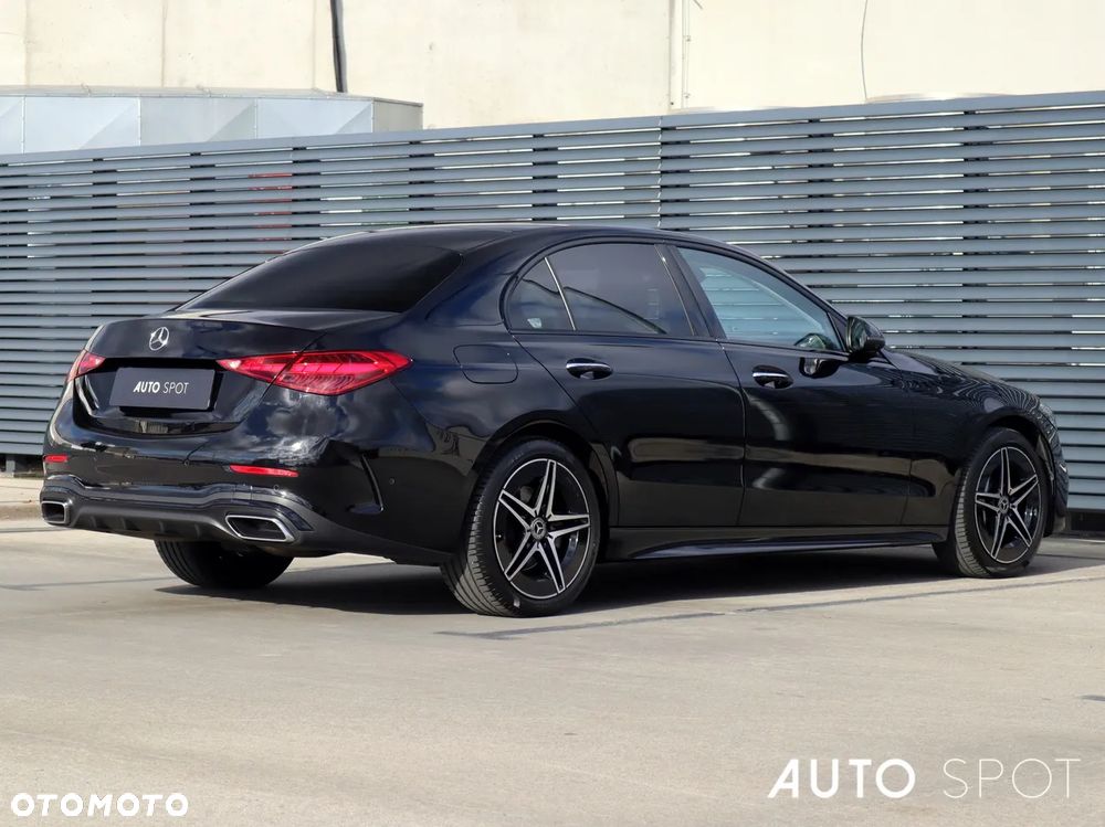 Mercedes-Benz Klasa C 180 9G-TRONIC AMG Line - 5